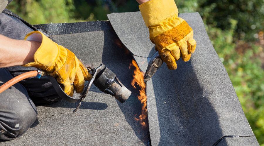Expert Emergency Roof Repairs services in Gibsonburg, OH